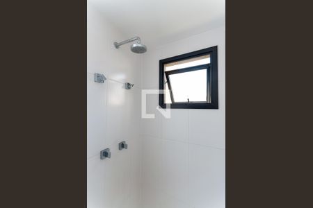 Banheiro de kitnet/studio à venda com 1 quarto, 24m² em Perdizes, São Paulo