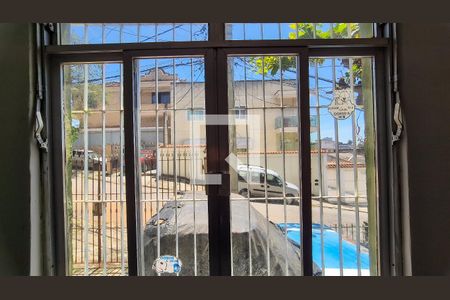 Vista Quarto 1 de apartamento para alugar com 2 quartos, 60m² em Brás de Pina, Rio de Janeiro