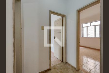 Corredor de apartamento à venda com 3 quartos, 60m² em Vila Isabel, Rio de Janeiro