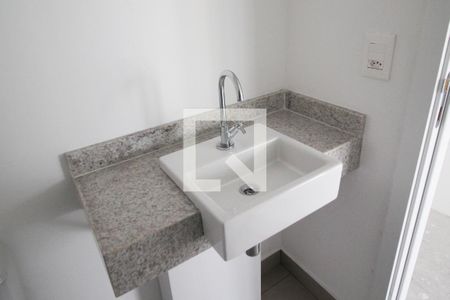 Lavabo de apartamento à venda com 3 quartos, 141m² em Indianópolis, São Paulo