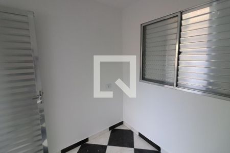 Quarto de casa para alugar com 1 quarto, 120m² em Bandeiras, Osasco