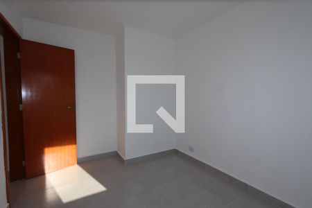 Quarto 1 de apartamento para alugar com 2 quartos, 43m² em Chácara Mafalda, São Paulo