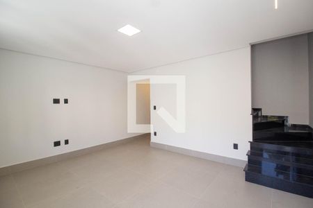 Sala de casa à venda com 3 quartos, 204m² em Vila America, São Paulo