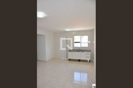 Casa para alugar com 2 quartos, 65m² em Parque Sao Luis, São Paulo