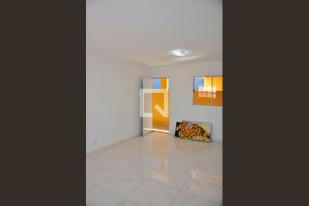Casa para alugar com 2 quartos, 65m² em Parque Sao Luis, São Paulo