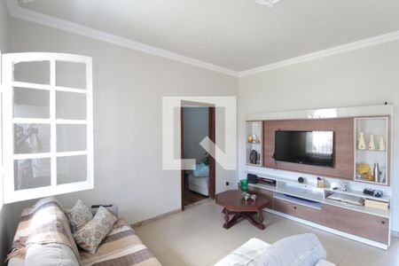 Sala 1 de casa para alugar com 4 quartos, 160m² em Copacabana, Belo Horizonte
