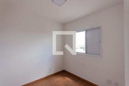 Quarto  de apartamento à venda com 2 quartos, 54m² em Utinga, Santo André