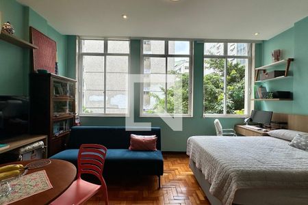 Sala/Quarto de apartamento à venda com 1 quarto, 41m² em Copacabana, Rio de Janeiro