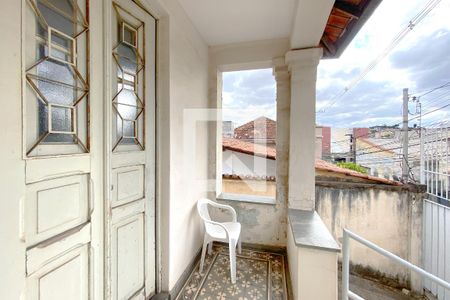 Varanda de casa à venda com 3 quartos, 117m² em Colégio Batista, Belo Horizonte