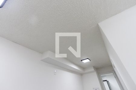 Sala/Cozinha de apartamento para alugar com 2 quartos, 33m² em Parque Industrial Tomas Edson, São Paulo