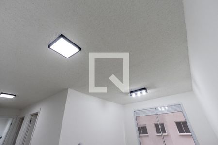 Sala de apartamento para alugar com 2 quartos, 33m² em Parque Industrial Tomas Edson, São Paulo