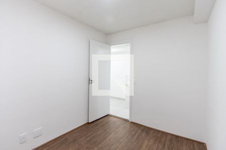 Quarto 1 de apartamento para alugar com 2 quartos, 33m² em Parque Industrial Tomas Edson, São Paulo