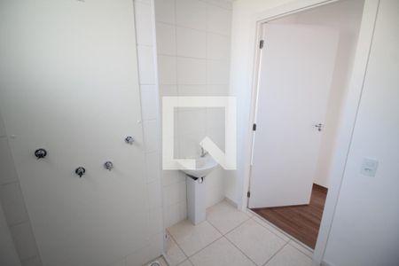 Banheiro de apartamento para alugar com 1 quarto, 46m² em Novo Riacho, Contagem