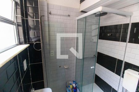 Banheiro de kitnet/studio para alugar com 1 quarto, 35m² em Centro, Niterói