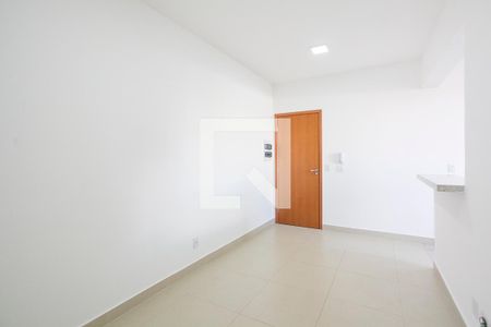 Apartamento para alugar com 2 quartos, 48m² em Santa Mônica, Uberlândia