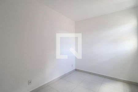 Quarto 2 - Suíte de apartamento para alugar com 2 quartos, 54m² em Chácaras Tubalina E Quartel, Uberlândia