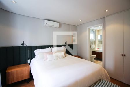 Suíte 1  de apartamento para alugar com 2 quartos, 125m² em Itaim Bibi, São Paulo