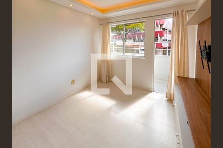 Sala de TV de apartamento para alugar com 2 quartos, 60m² em Estreito, Florianópolis