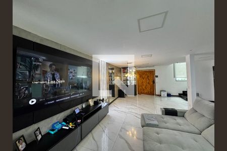Sala de casa de condomínio para alugar com 3 quartos, 270m² em Vargem Grande, Rio de Janeiro
