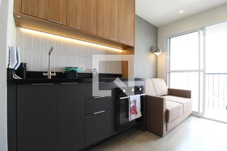 Sala/Cozinha de apartamento para alugar com 1 quarto, 25m² em Vila Olímpia, São Paulo