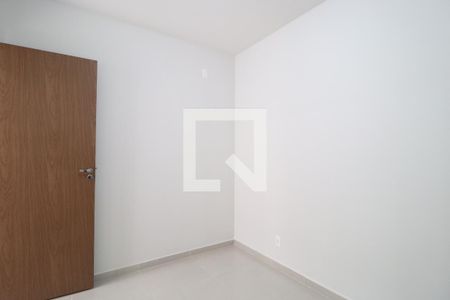 Quarto 1 de apartamento para alugar com 2 quartos, 60m² em Morumbi, Uberlândia