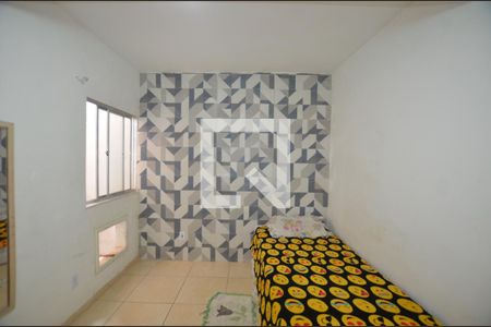 Quarto 1 de casa para alugar com 2 quartos, 72m² em Cascadura, Rio de Janeiro