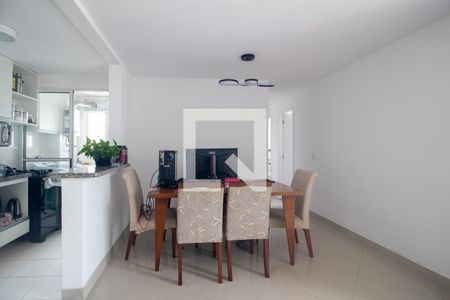 Sala de apartamento à venda com 3 quartos, 72m² em Cristal, Porto Alegre