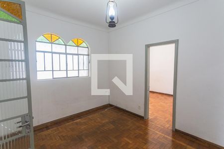 Sala de casa à venda com 5 quartos, 300m² em Sagrada Família, Belo Horizonte