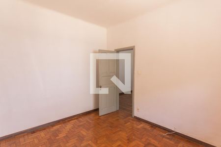 Quarto 1 de casa à venda com 5 quartos, 300m² em Sagrada Família, Belo Horizonte
