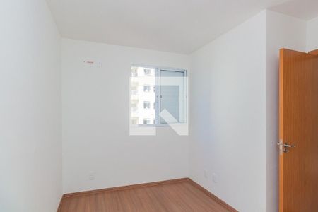 Quarto 1 de apartamento para alugar com 2 quartos, 45m² em Costa E Silva, Porto Alegre