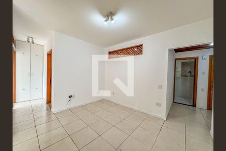 Sala de apartamento para alugar com 2 quartos, 75m² em Botafogo, Rio de Janeiro