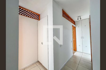 Corredor de apartamento para alugar com 2 quartos, 75m² em Botafogo, Rio de Janeiro