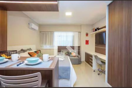 Quarto/cozinha de apartamento para alugar com 1 quarto, 31m² em Centro Cívico, Curitiba