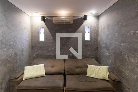 Sala de TV de casa de condomínio para alugar com 4 quartos, 258m² em Guaratiba, Rio de Janeiro