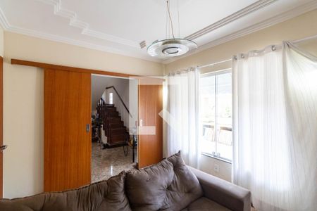 Sala de casa de condomínio para alugar com 4 quartos, 258m² em Guaratiba, Rio de Janeiro