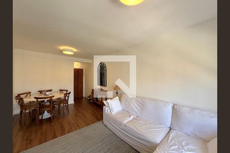 Sala  de apartamento à venda com 2 quartos, 65m² em Santo Amaro, São Paulo