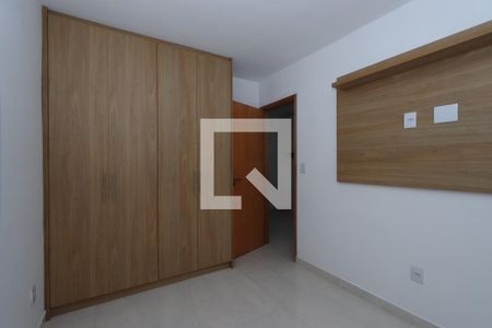 Quarto 1 de apartamento para alugar com 2 quartos, 41m² em Quinta da Paineira, São Paulo