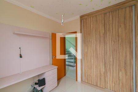 Quarto de apartamento para alugar com 2 quartos, 170m² em Heliópolis, Belo Horizonte