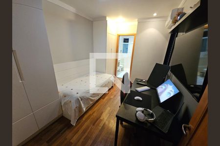 Suíte 2 de apartamento para alugar com 3 quartos, 216m² em Vila Bastos, Santo André