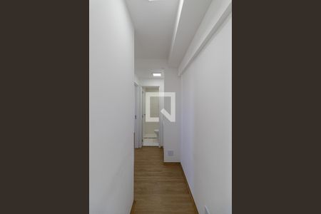 Corredor  de apartamento à venda com 2 quartos, 38m² em Vila Ré, São Paulo