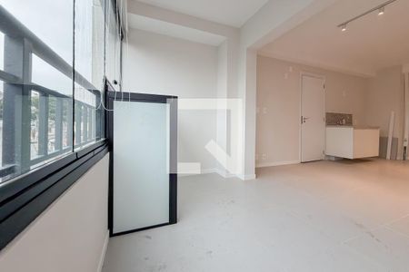 Varanda de kitnet/studio para alugar com 1 quarto, 32m² em Sacoma, São Paulo