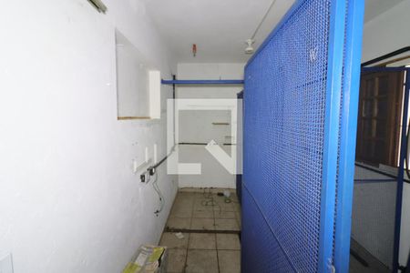 Quarto de casa à venda com 5 quartos, 374m² em Santa Maria, Osasco