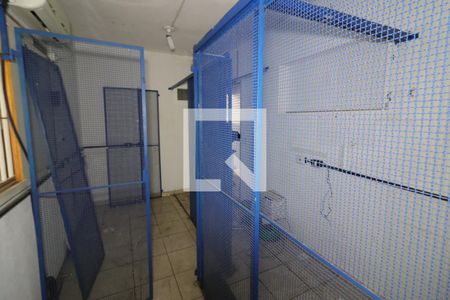 Quarto de casa à venda com 5 quartos, 374m² em Santa Maria, Osasco