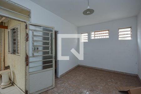Sala 1 de casa à venda com 4 quartos, 240m² em Vila Sao Paulo, São Paulo
