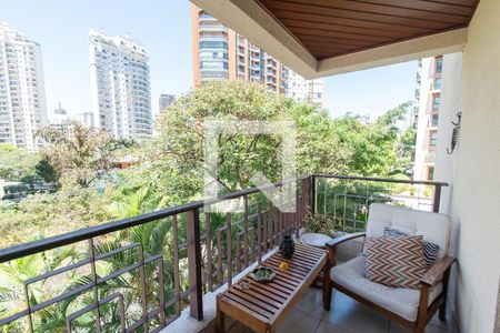 Varanda de apartamento à venda com 3 quartos, 147m² em Jardim Vila Mariana, São Paulo