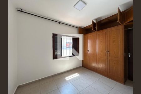 Quarto 1 de casa para alugar com 2 quartos, 72m² em Vila America, São Paulo