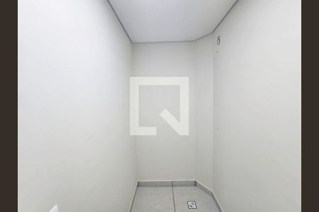 Closet  de casa para alugar com 2 quartos, 52m² em Cidade Parque Brasilia, Guarulhos