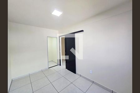 Quarto com Closet  de casa para alugar com 2 quartos, 52m² em Cidade Parque Brasilia, Guarulhos