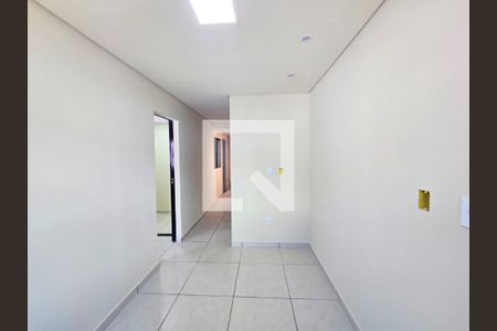 Sala  de casa para alugar com 2 quartos, 52m² em Cidade Parque Brasilia, Guarulhos