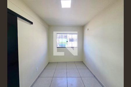 Quarto com Closet  de casa para alugar com 2 quartos, 52m² em Cidade Parque Brasilia, Guarulhos